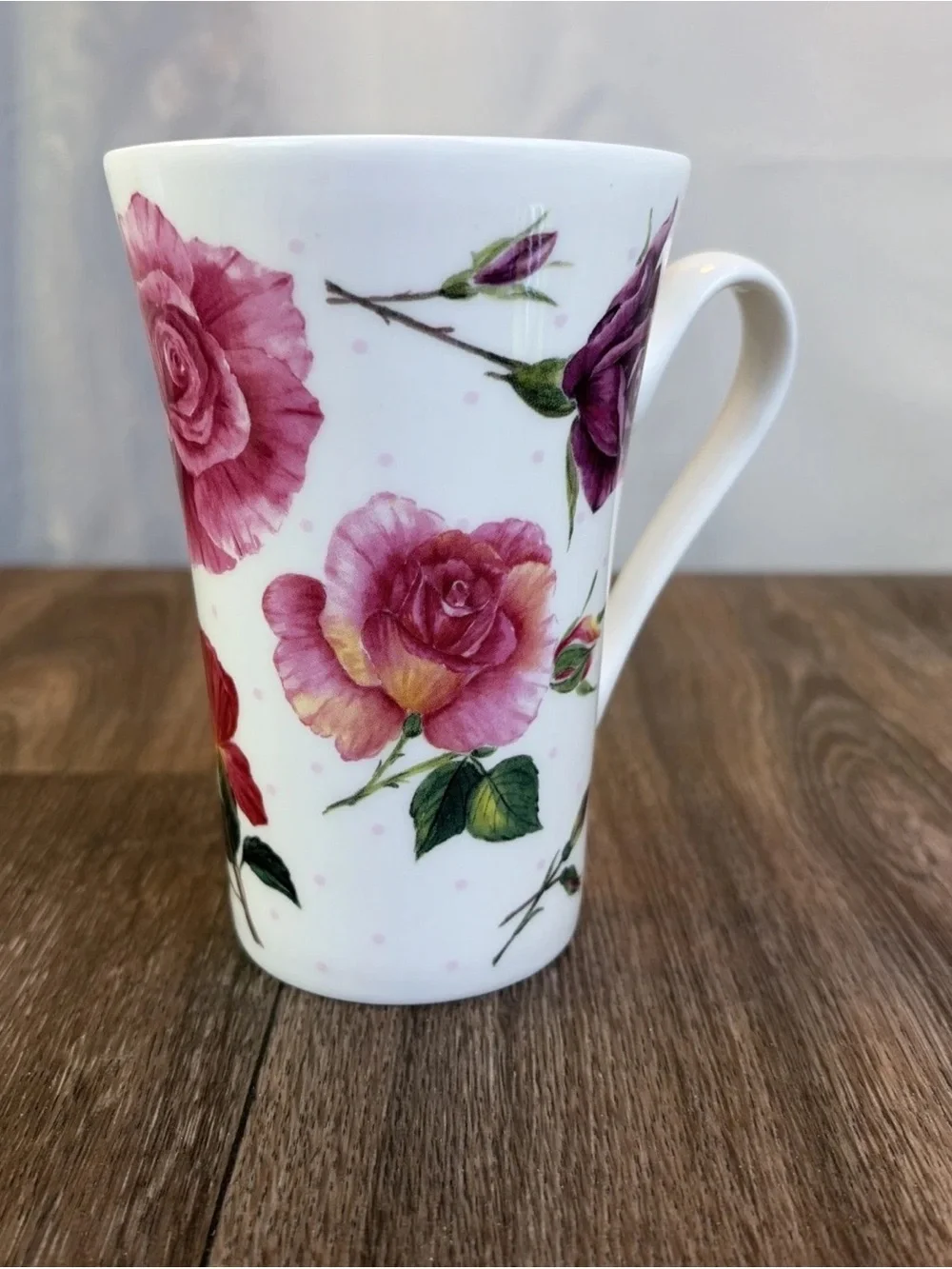 Roy Kirkham Fine Bone China 5